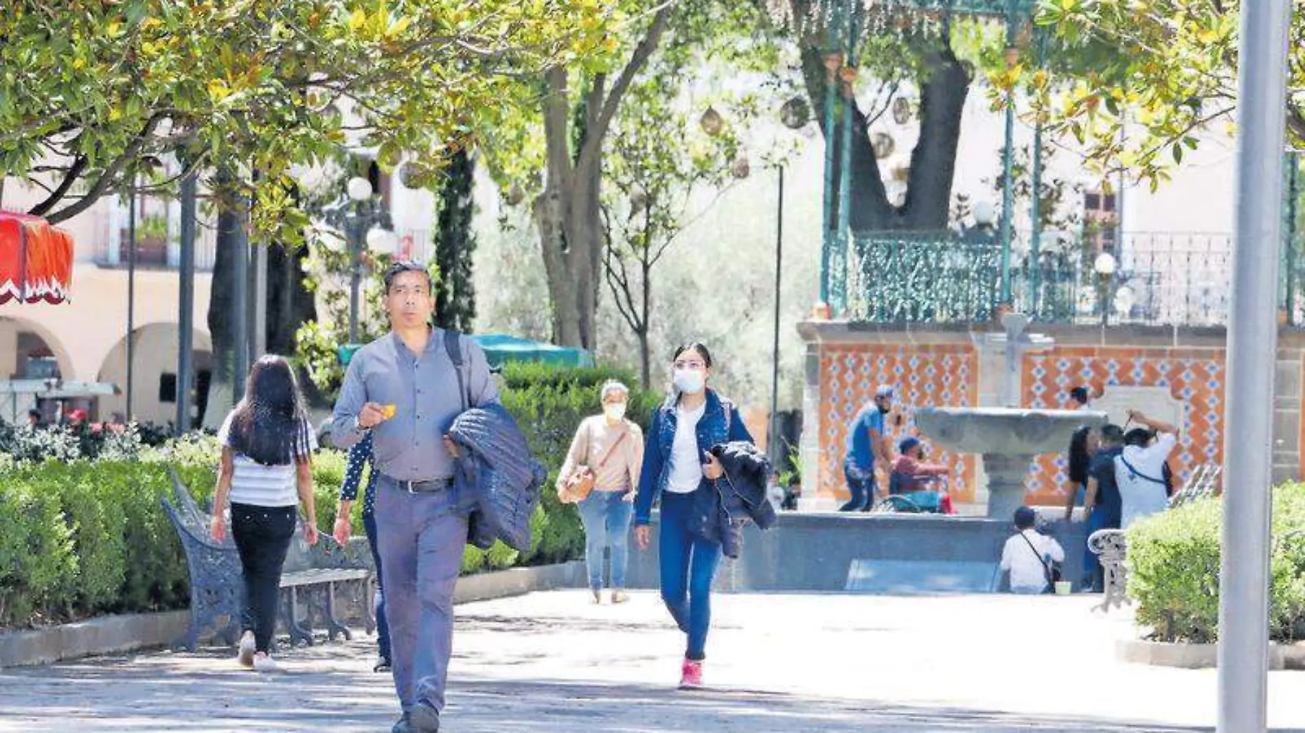 Personas, centro, zócalo